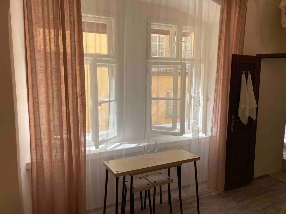 Studio In Gothic House, 50M To The Old Town Square Praha Eksteriør bilde